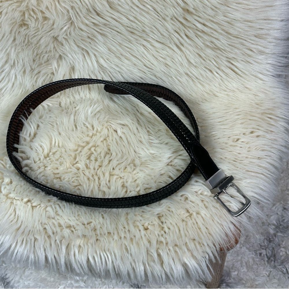 Elegant Black Leather Belt with Silver Buckle